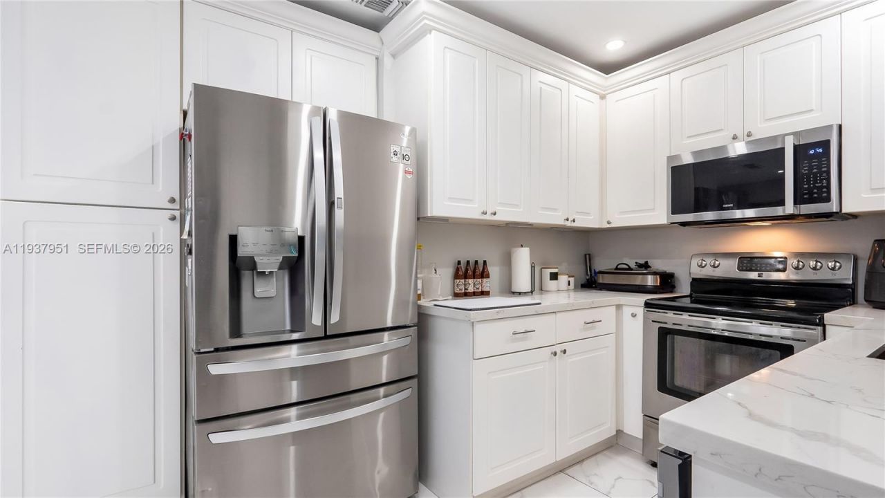 3120 SW 17th St, Fort Lauderdale, FL 33312 Photo