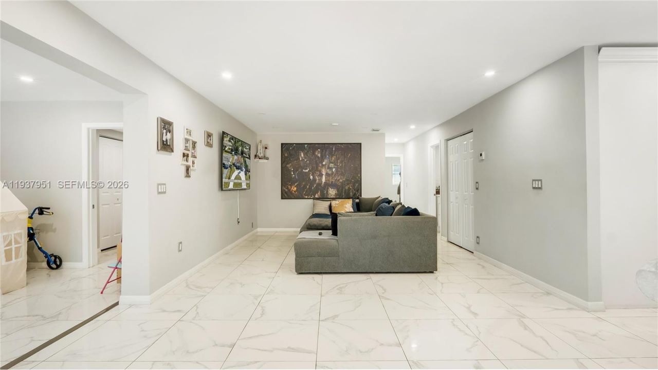 3120 SW 17th St, Fort Lauderdale, FL 33312 Photo