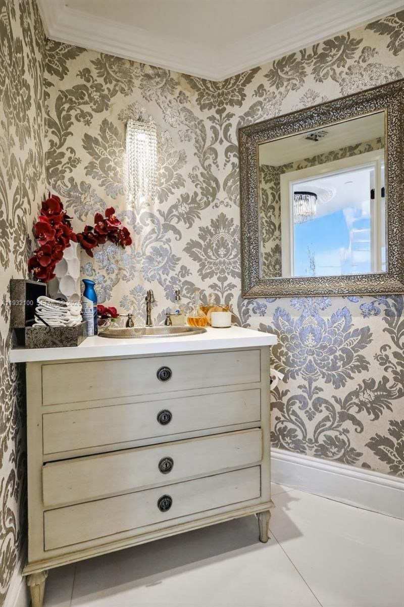 1000 Island Blvd , Unit PH9, Aventura, FL 33160 Photo