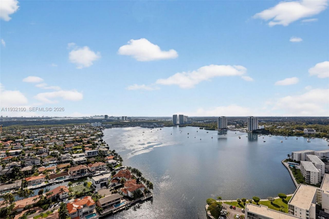 1000 Island Blvd , Unit PH9, Aventura, FL 33160 Photo