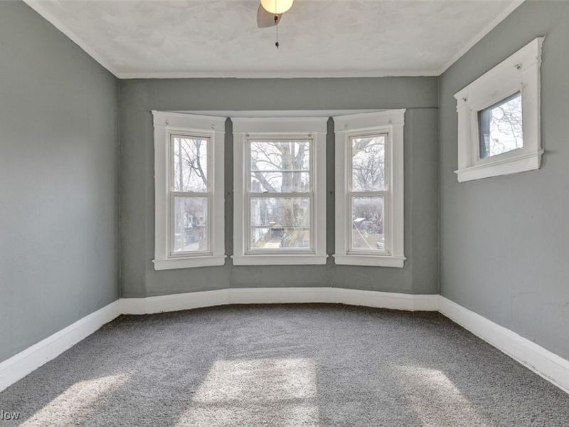 9901 Yale Avenue, Cleveland, OH 44108 Photo 6