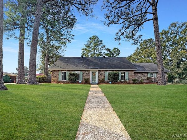 5002 10th Court E, Tuscaloosa, AL 35405