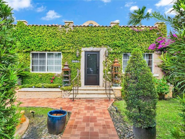 4739 SW 5th St, Miami, FL 33134