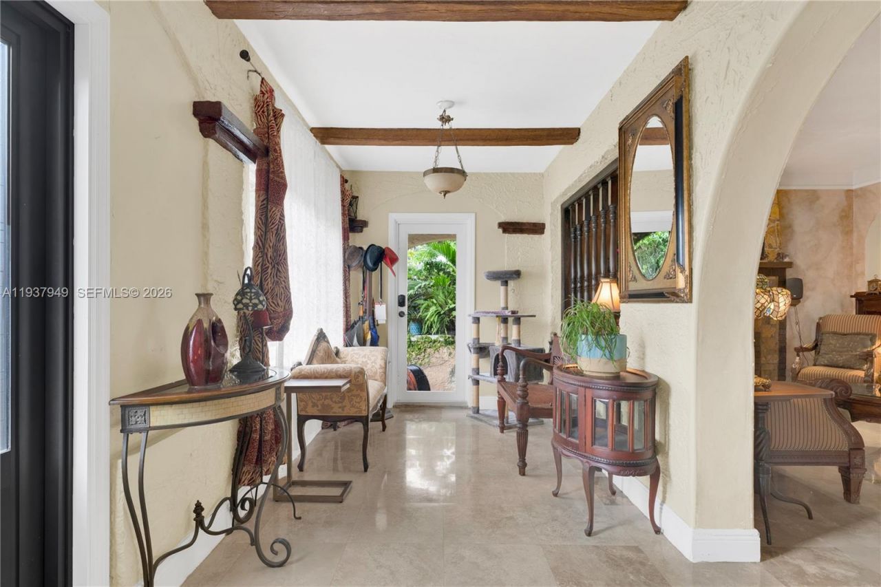 4739 SW 5th St, Miami, FL 33134 Photo