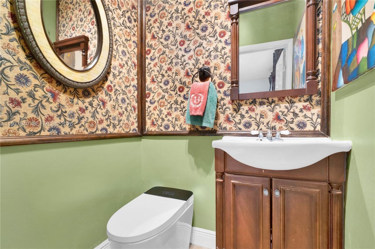 4739 SW 5th St, Miami, FL 33134 Photo