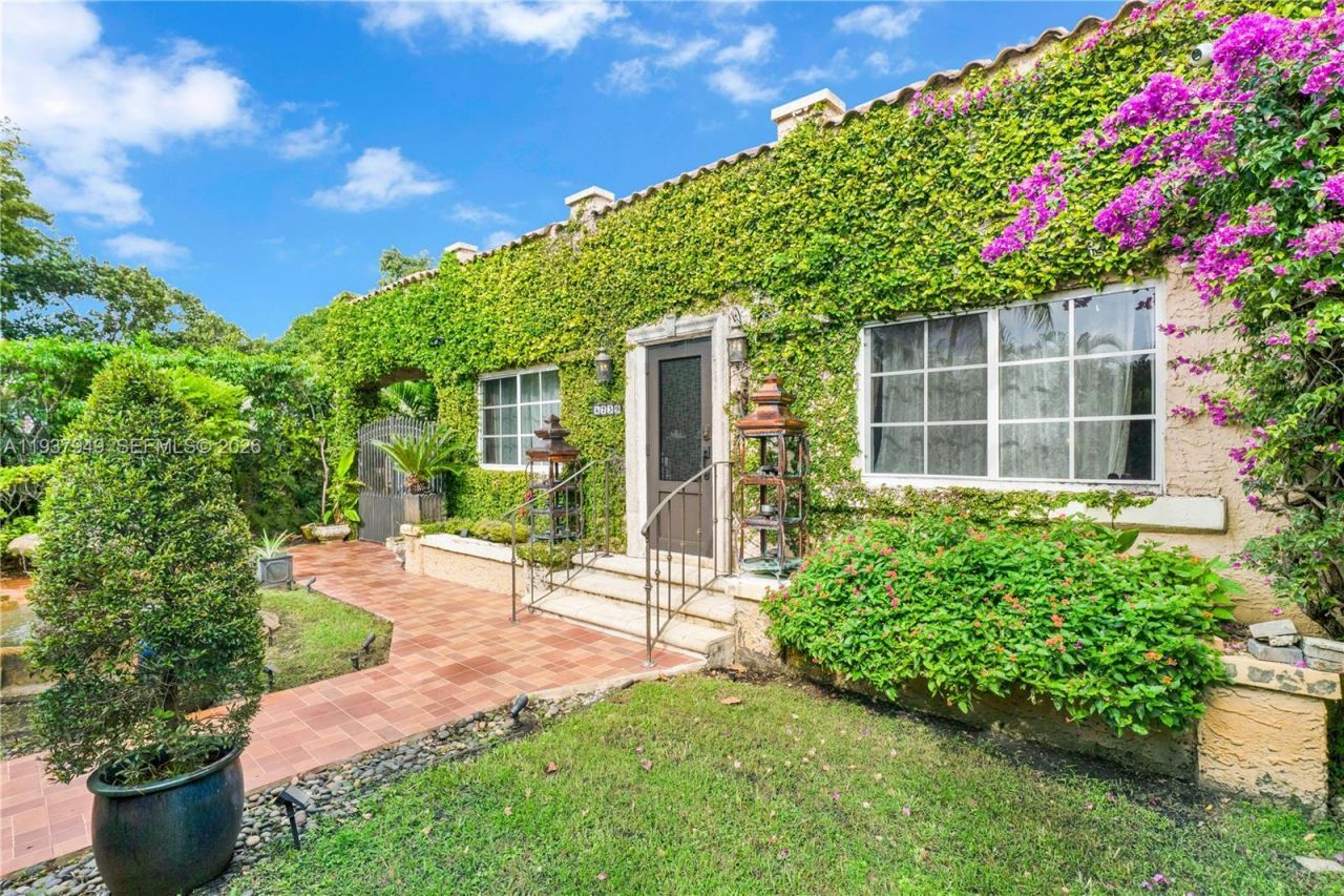 4739 SW 5th St, Miami, FL 33134 Photo