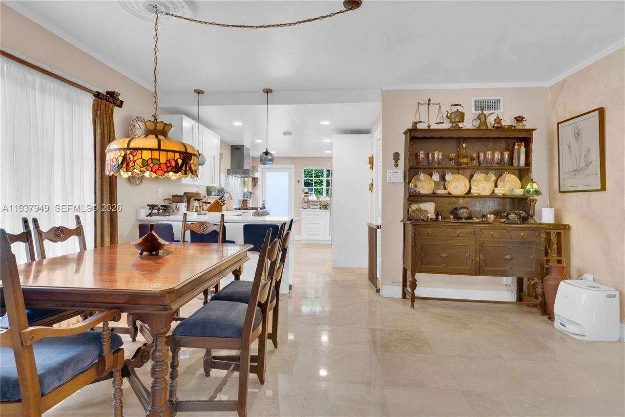 4739 SW 5th St, Miami, FL 33134 Photo