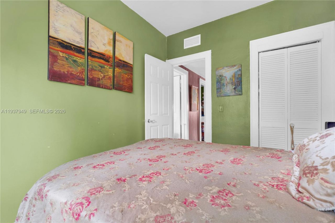 4739 SW 5th St, Miami, FL 33134 Photo