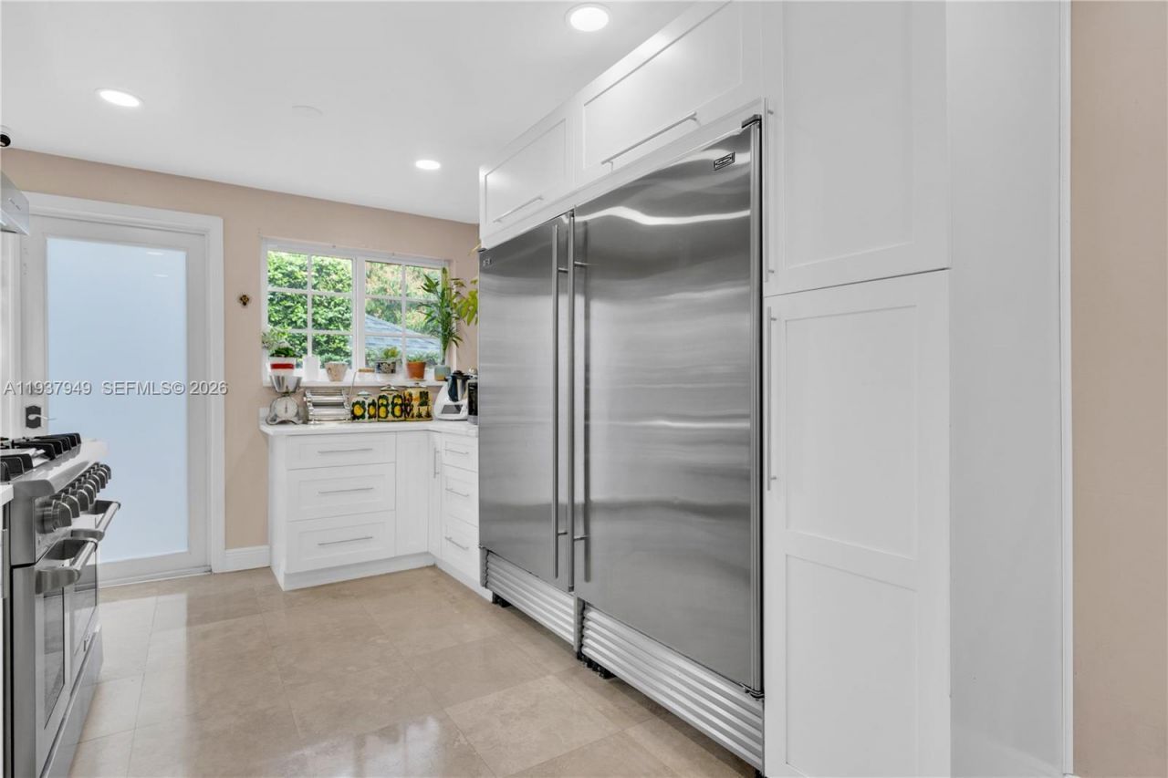 4739 SW 5th St, Miami, FL 33134 Photo