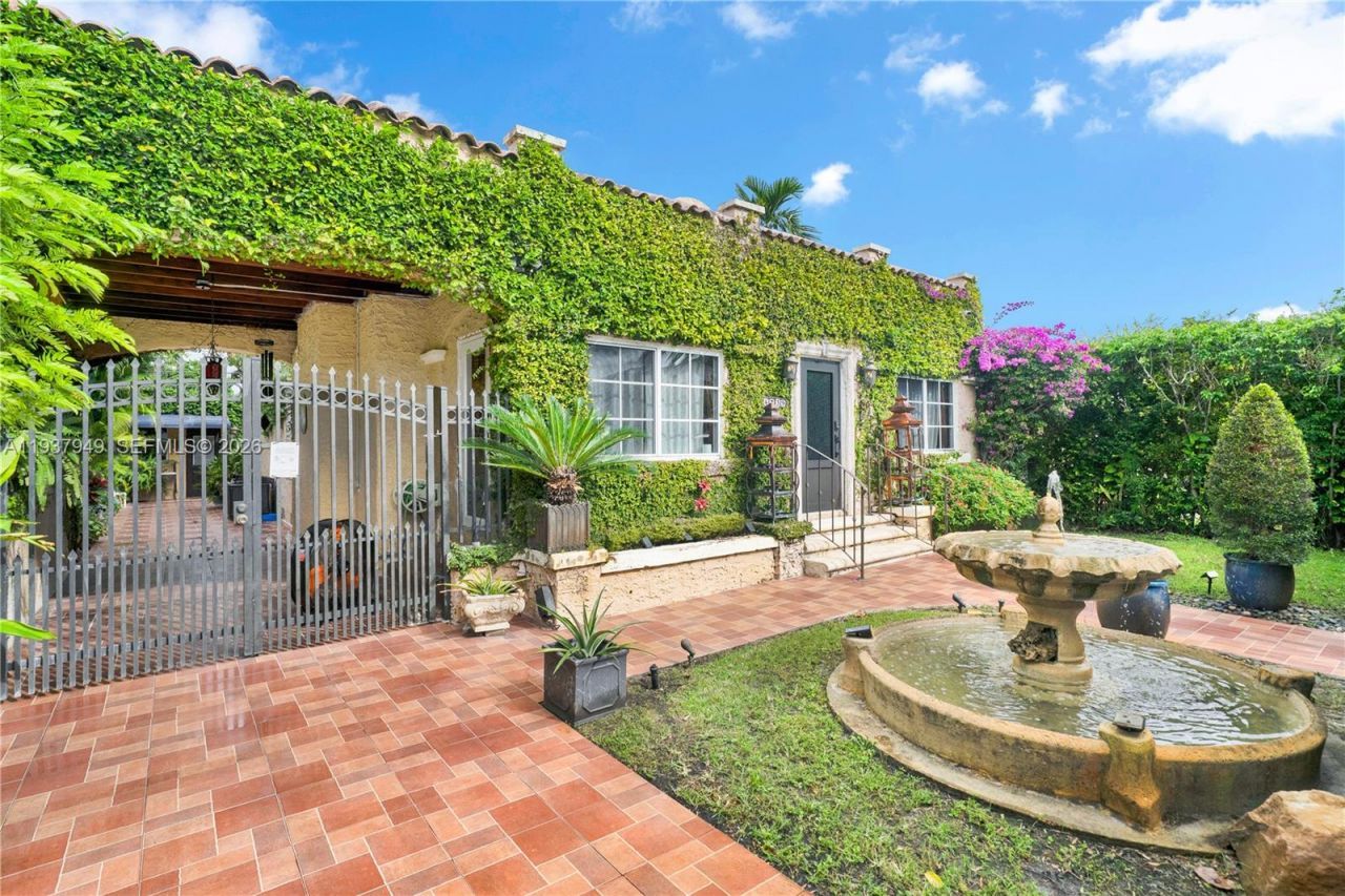 4739 SW 5th St, Miami, FL 33134 Photo