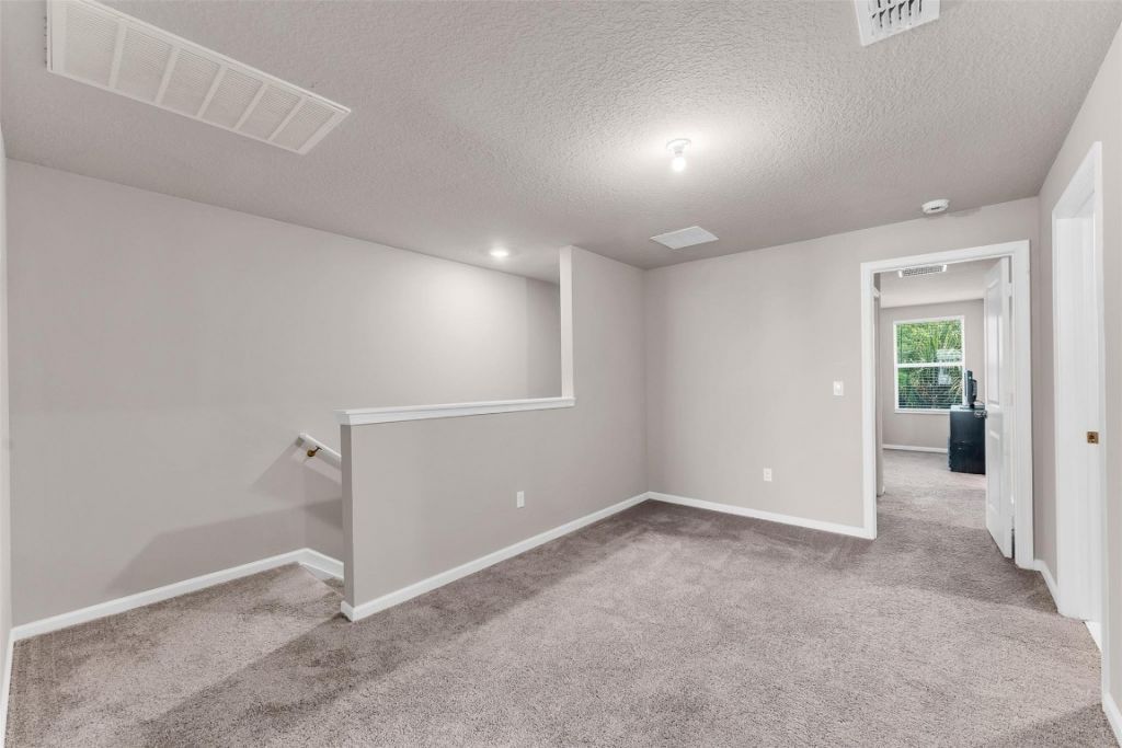 5659 Enclave Dr, Mangonia Park, FL 33407 Photo