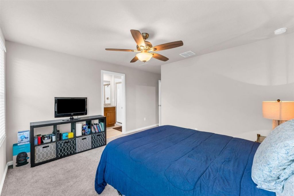 5659 Enclave Dr, Mangonia Park, FL 33407 Photo