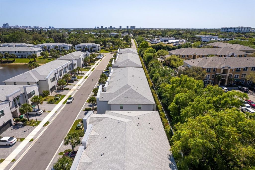 5659 Enclave Dr, Mangonia Park, FL 33407 Photo