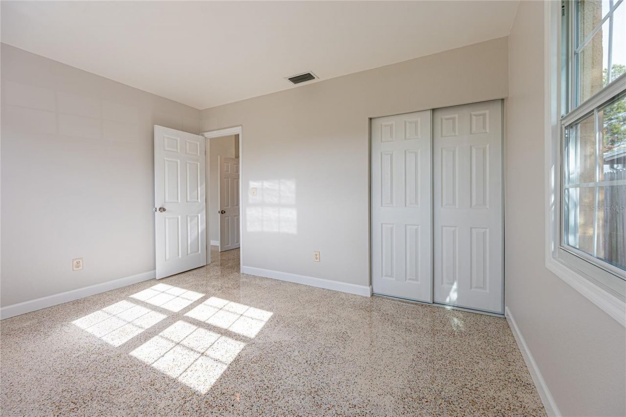 5773 3rd Avenue N, Saint Petersburg, FL 33710 Photo