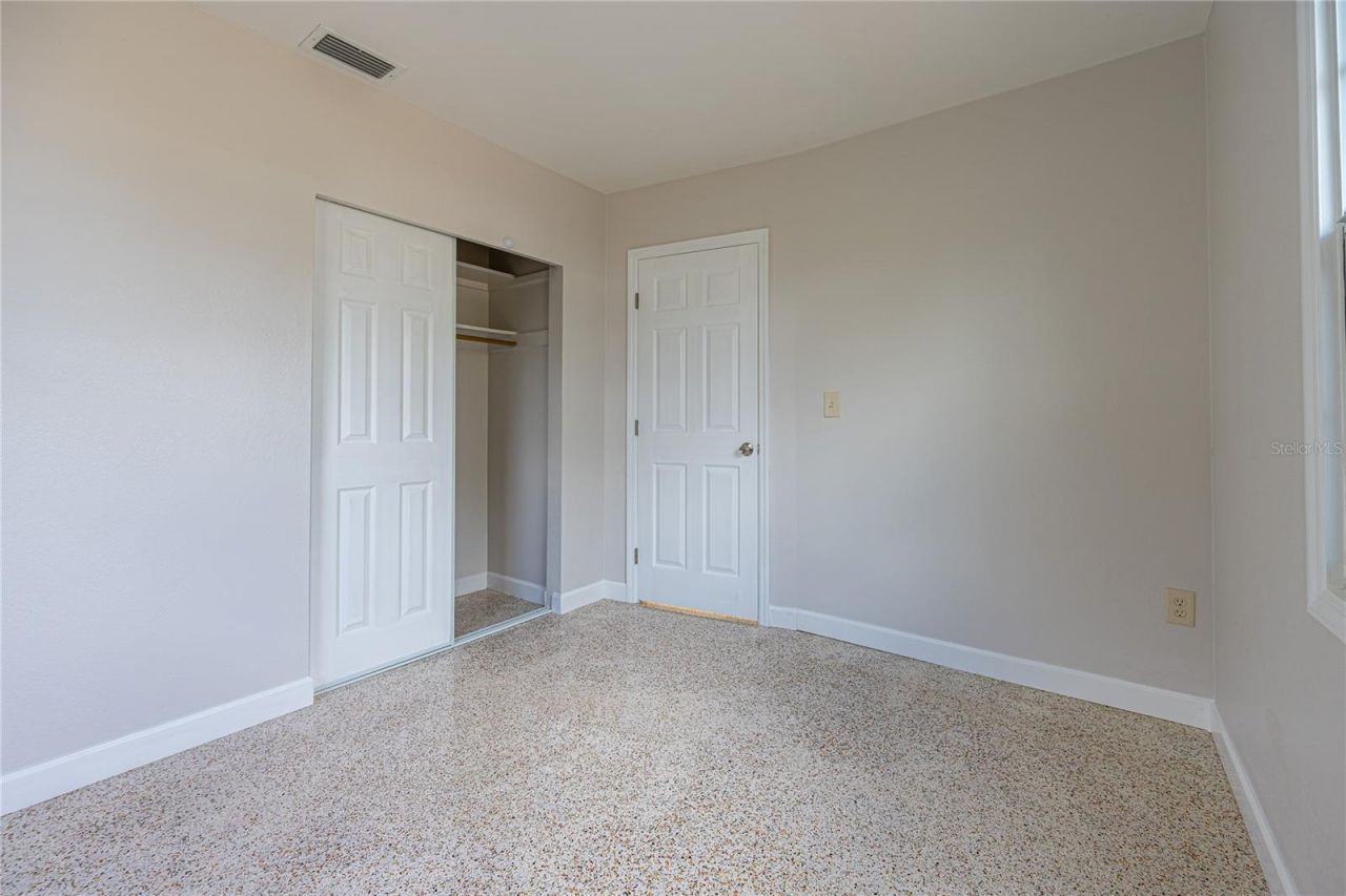 5773 3rd Avenue N, Saint Petersburg, FL 33710 Photo