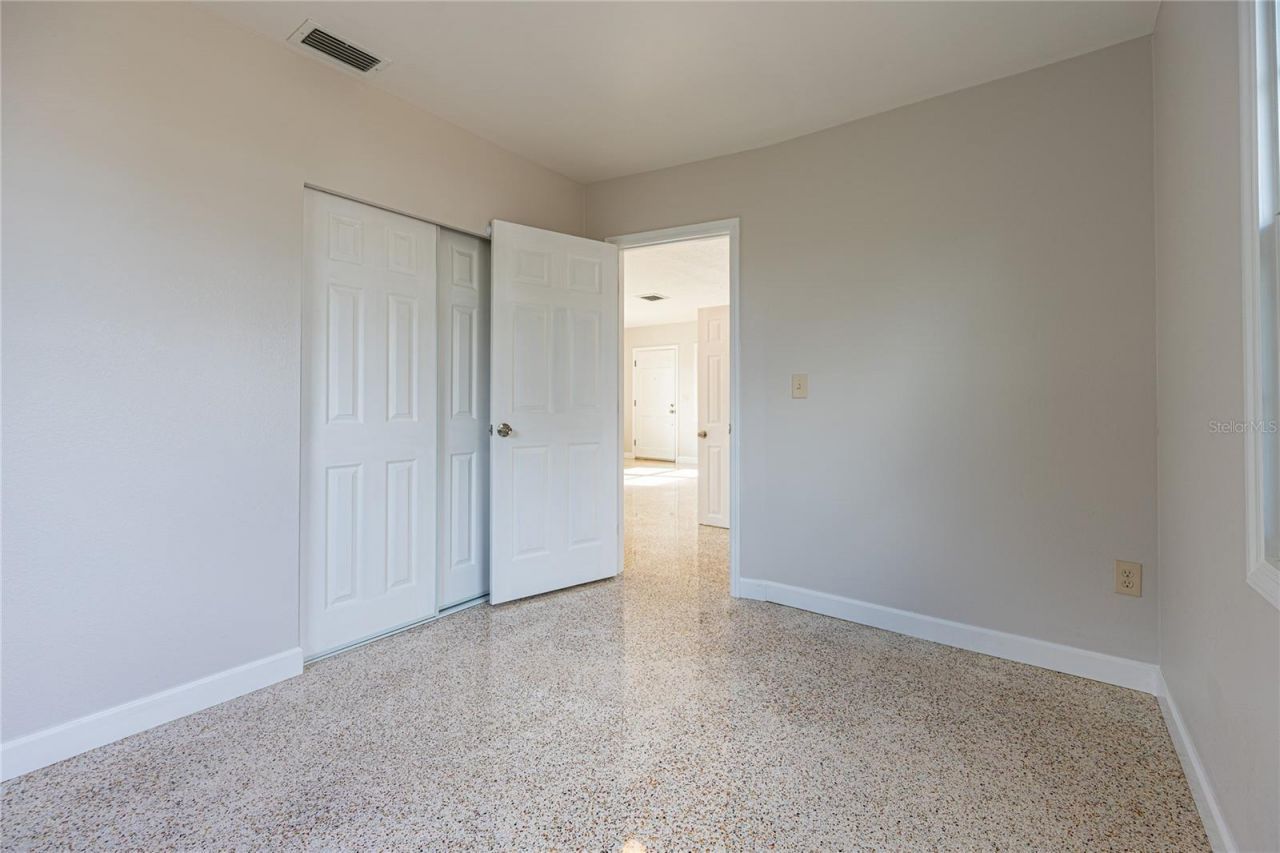 5773 3rd Avenue N, Saint Petersburg, FL 33710 Photo