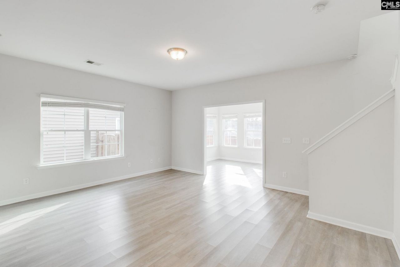 591 Flat Creek Drive Photo 11