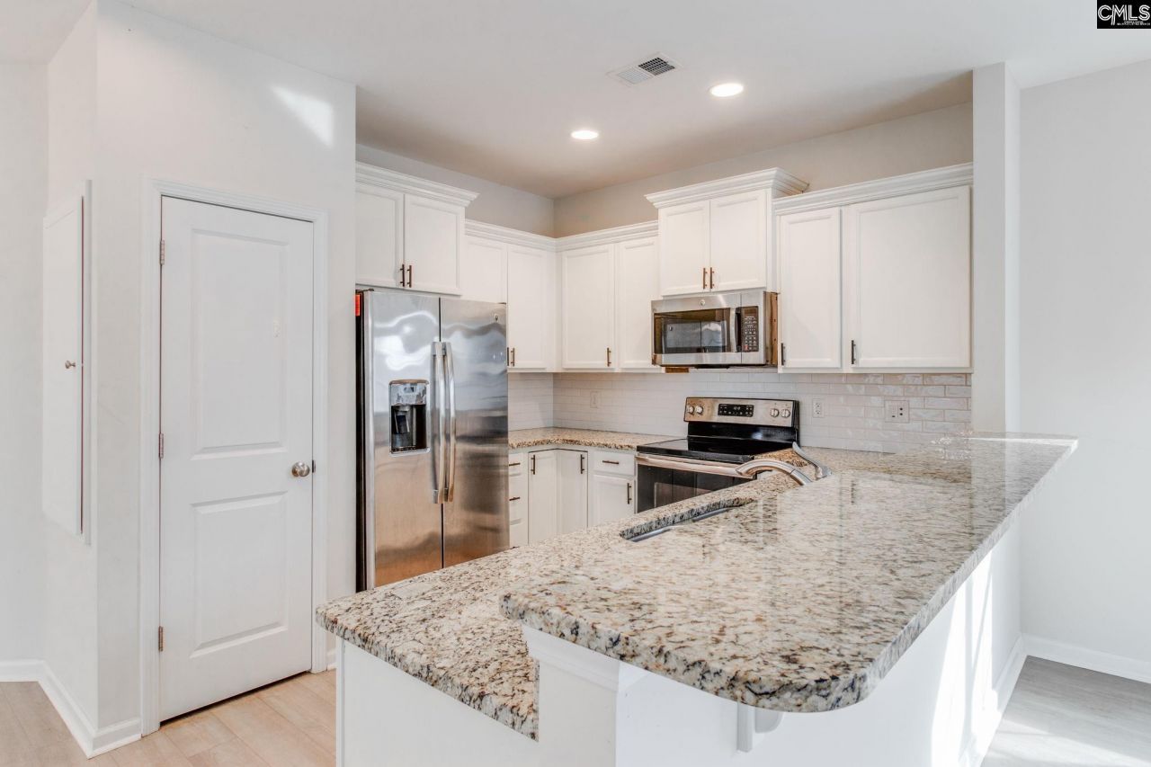 591 Flat Creek Drive Photo 8