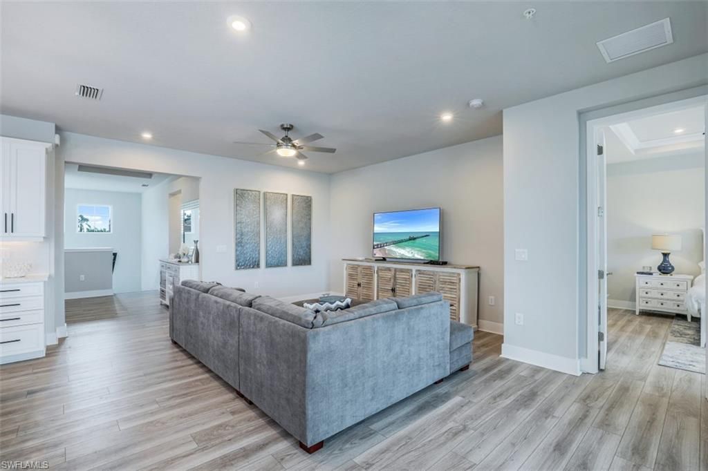 4705 Arboretum Cir, Unit 203, Naples, FL 34112 Photo