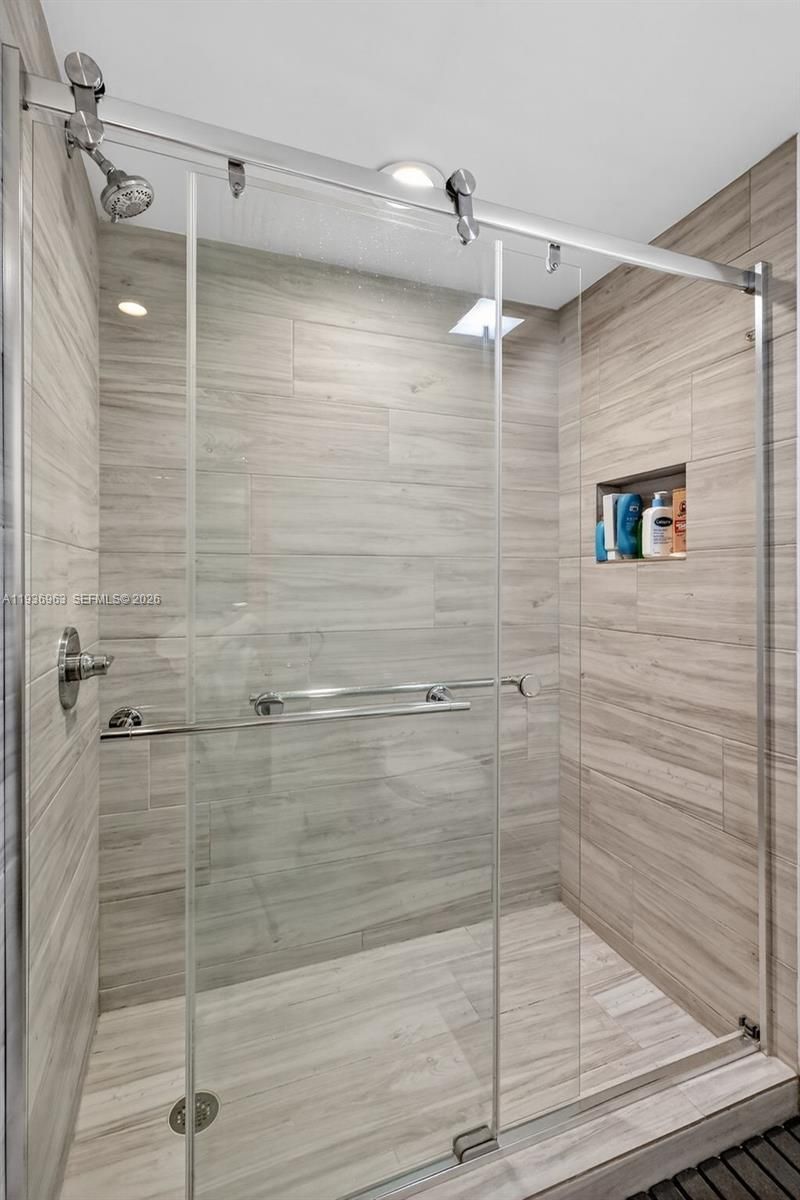 1000 Island Blvd, Unit 707, Aventura, FL 33160 Photo