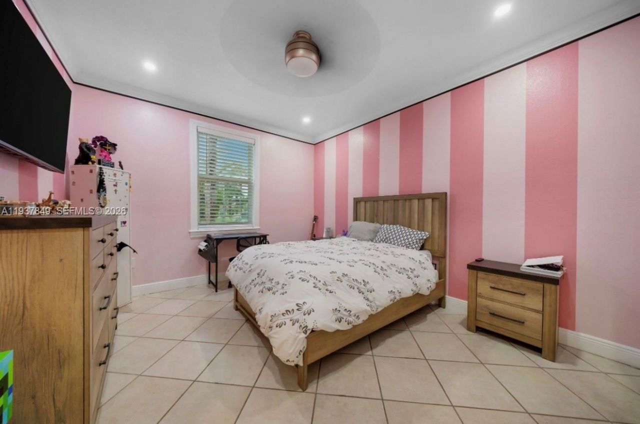 3190 SW 133rd Pl , Miami, FL 33175 Photo