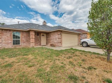 1939 Naira Drive, Dallas, TX 75217