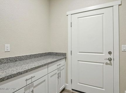 455 Axelson Way, Genoa, NV 89411 Photo