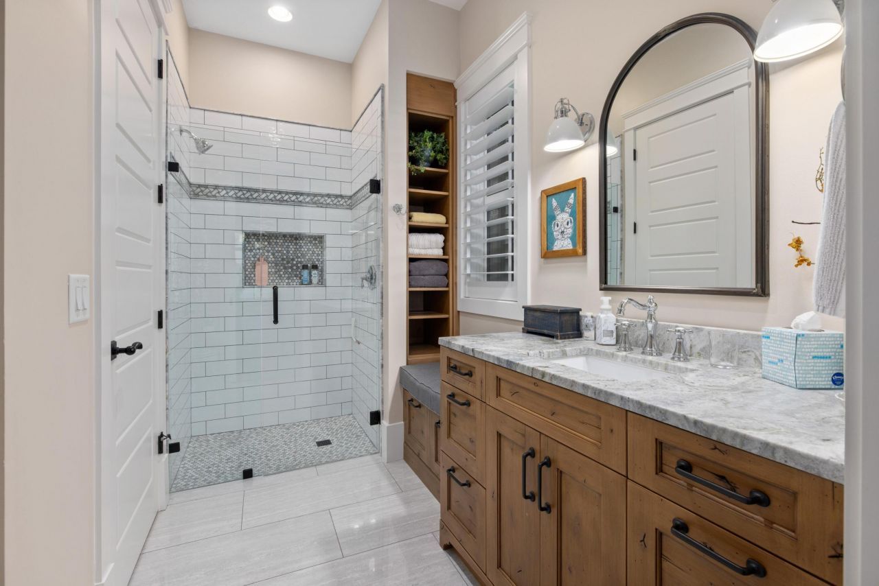 909 Butter Road Photo 10