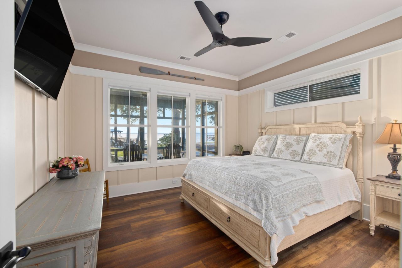 909 Butter Road Photo 7