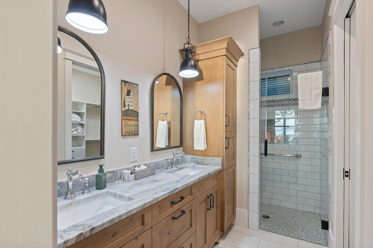 909 Butter Road Photo 8