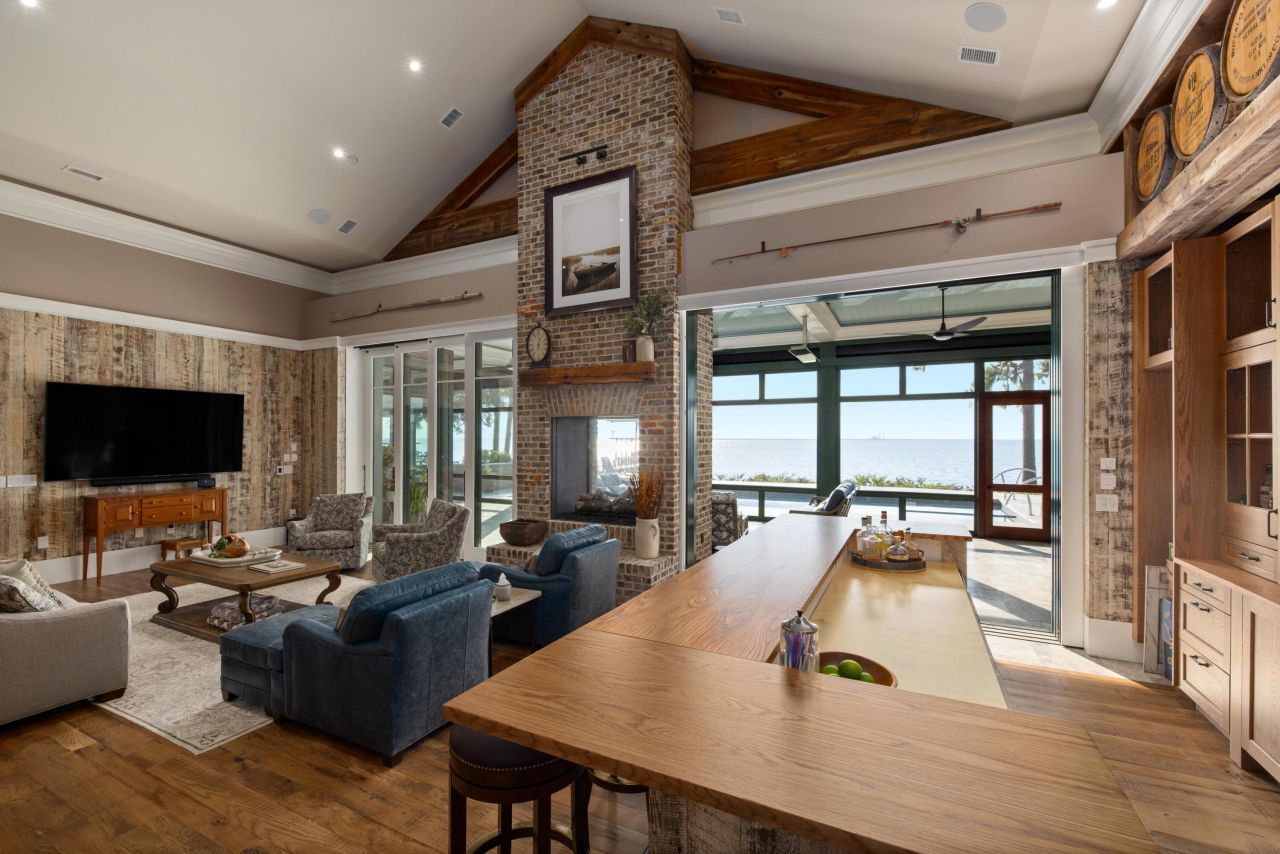 911 Butter Road Photo 27