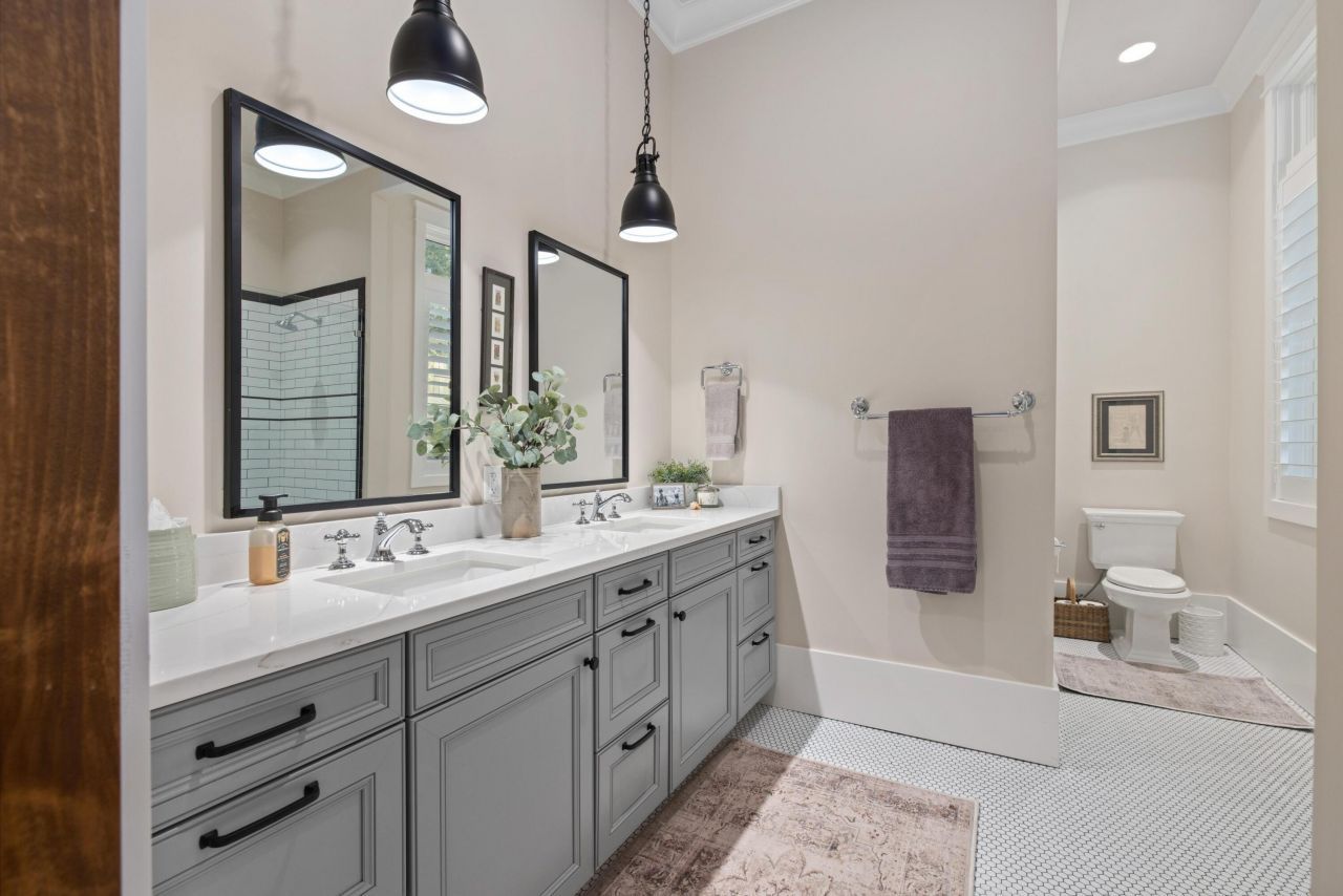 911 Butter Road Photo 39