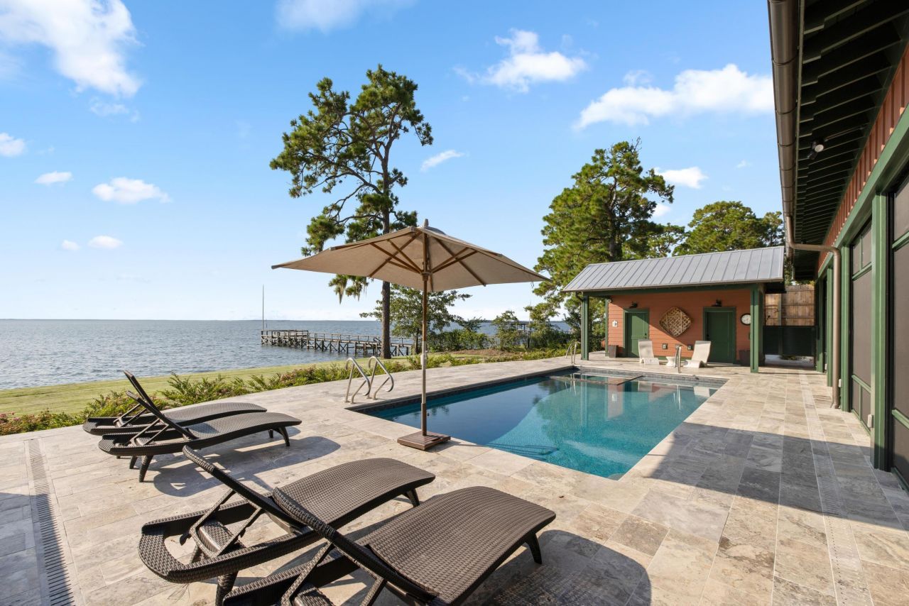 911 Butter Road Photo 47