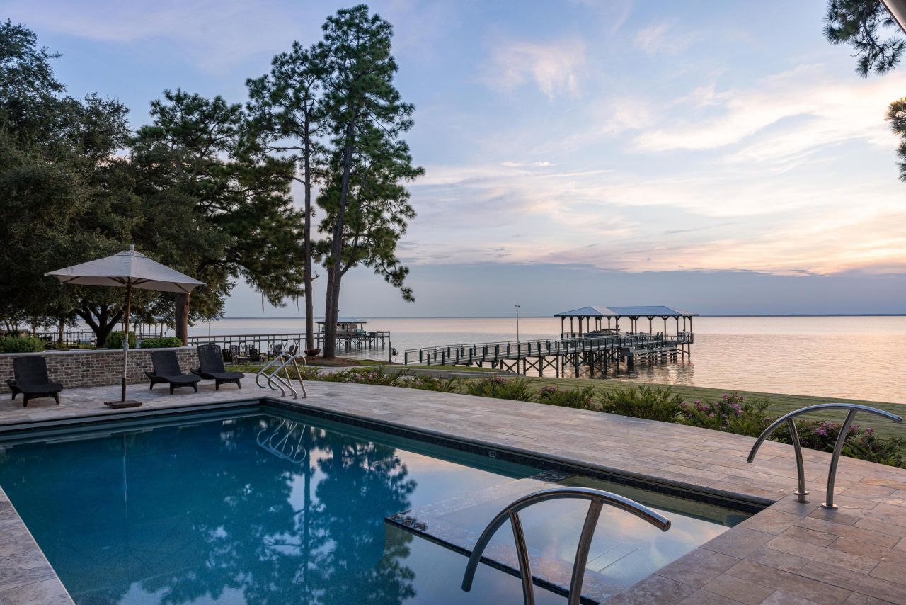 911 Butter Road Photo 58