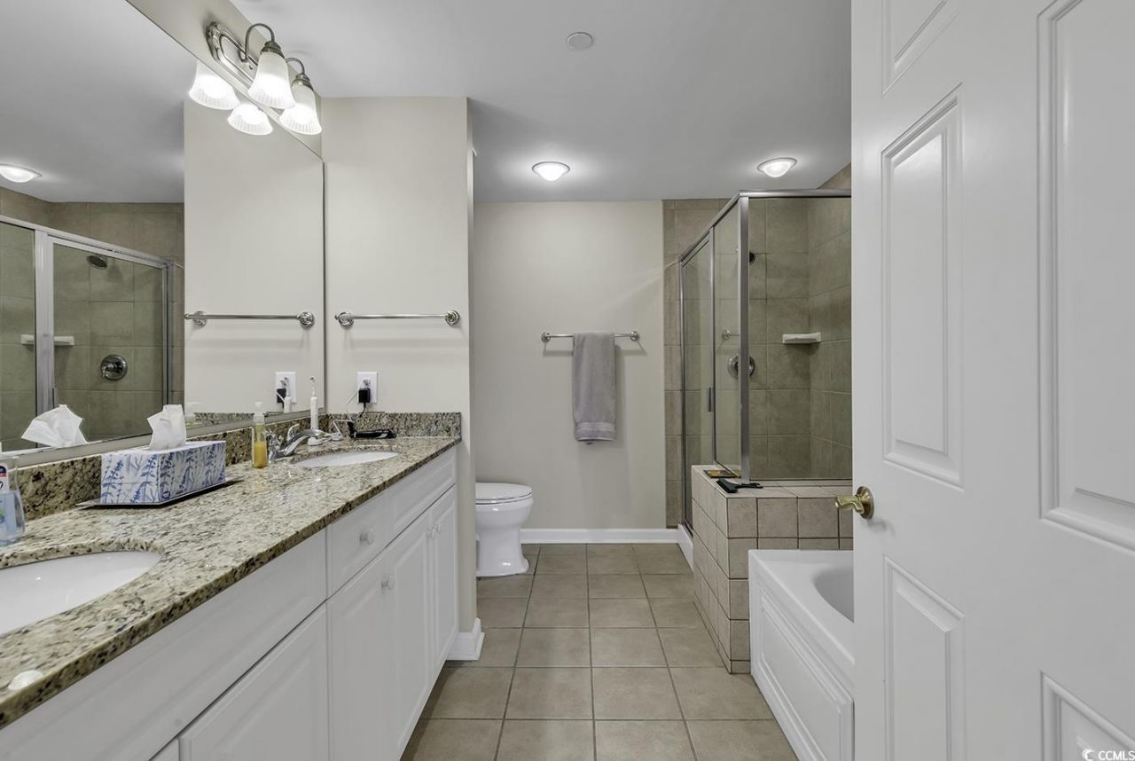 9994 Beach Club Dr. Photo 10