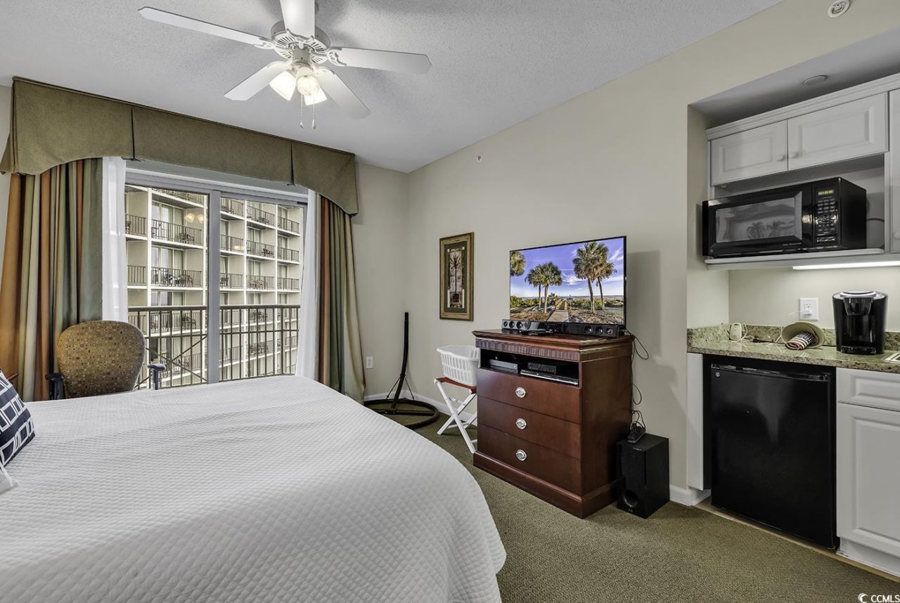 9994 Beach Club Dr. Photo 18