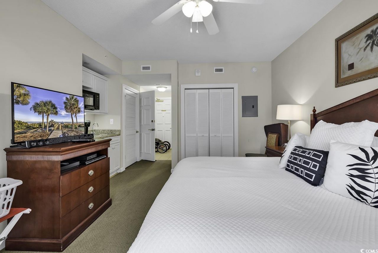 9994 Beach Club Dr. Photo 19