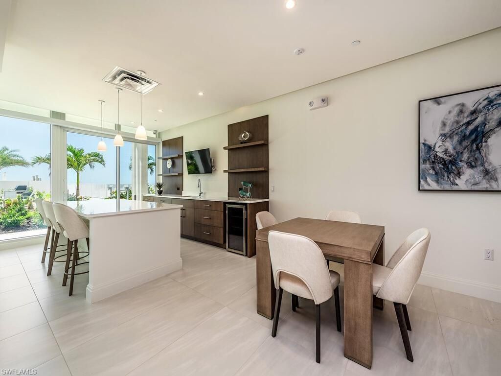 3443 Gulf Shore Blvd N, Unit 309, Naples, FL 34103 Photo