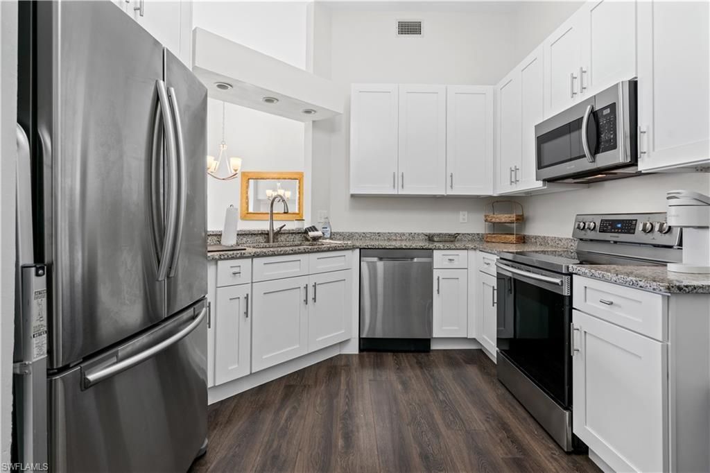 2711 Citrus Lake Dr, Unit F302, Naples, FL 34109 Photo