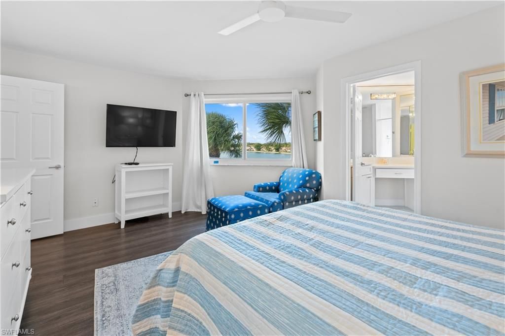 2711 Citrus Lake Dr, Unit F302, Naples, FL 34109 Photo