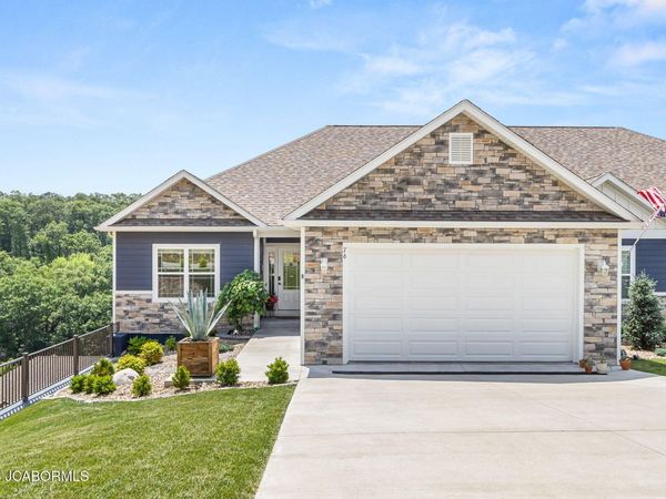 76 BAROLO LANE, Camdenton, MO 65020