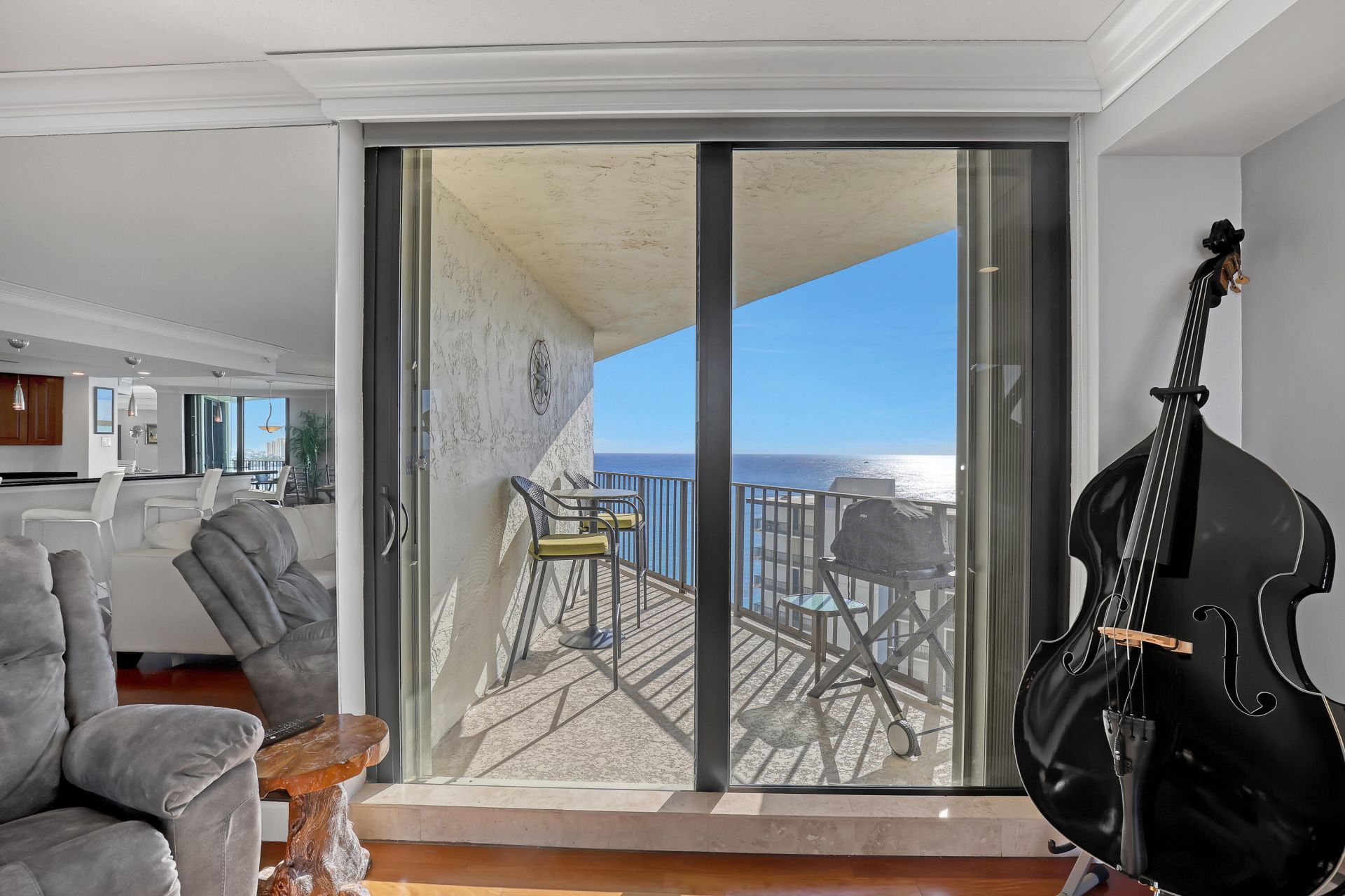 5420 N Ocean Drive, Unit 1106, Singer Island, FL 33404 Photo