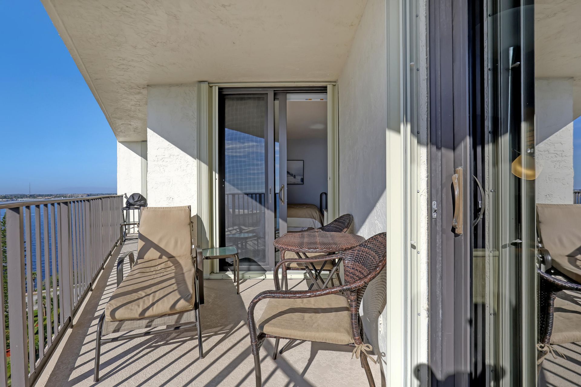 5420 N Ocean Drive, Unit 1106, Singer Island, FL 33404 Photo