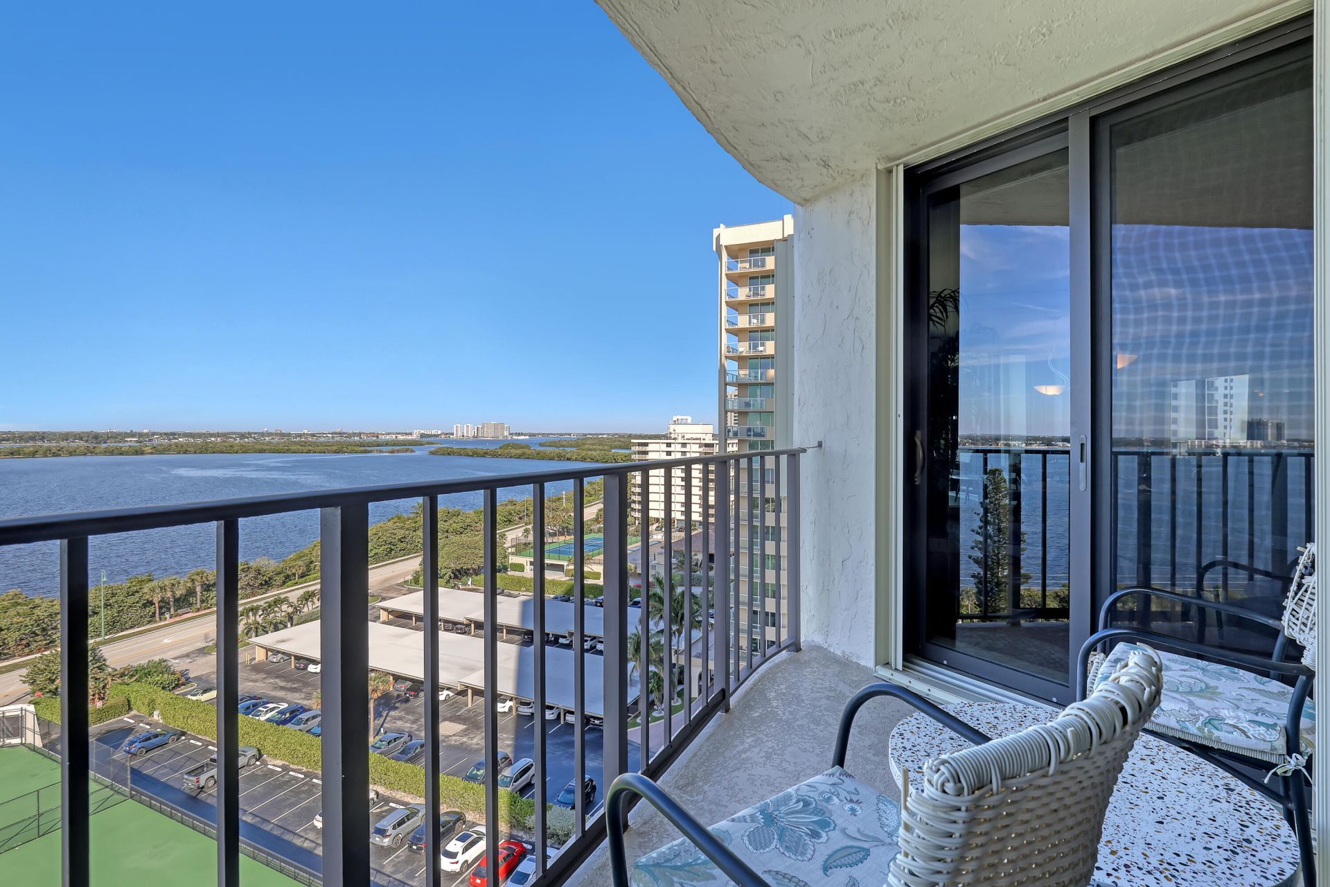 5420 N Ocean Drive, Unit 1106, Singer Island, FL 33404 Photo