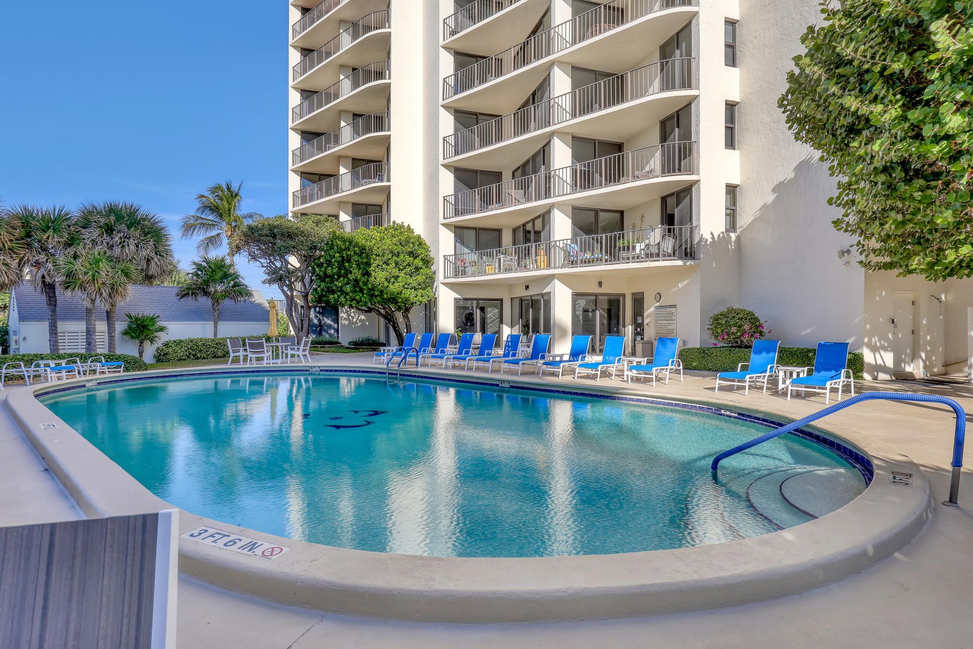 5420 N Ocean Drive, Unit 1106, Singer Island, FL 33404 Photo