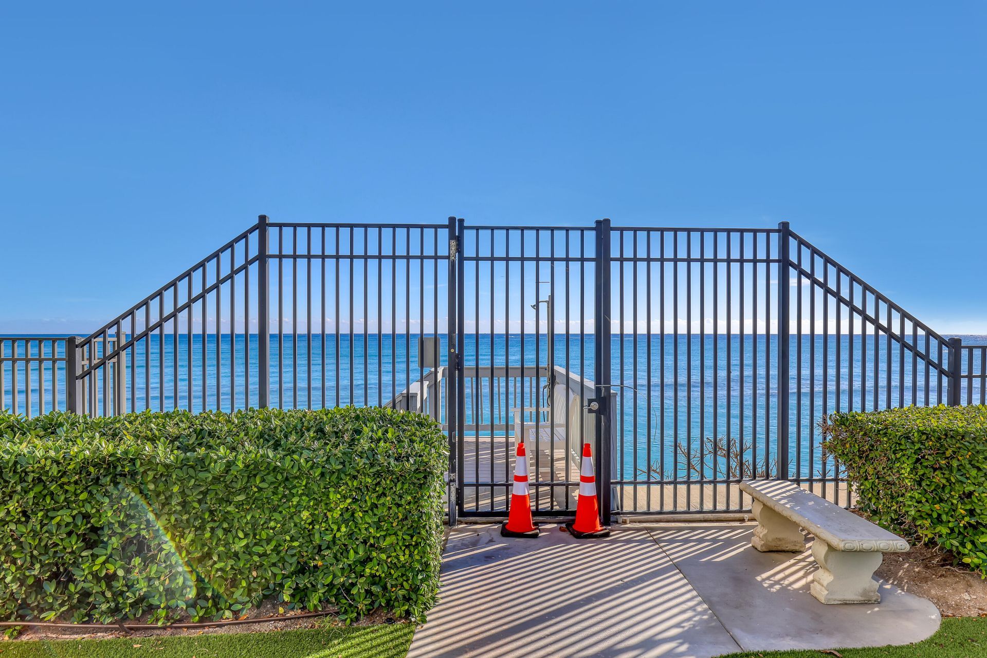 5420 N Ocean Drive, Unit 1106, Singer Island, FL 33404 Photo