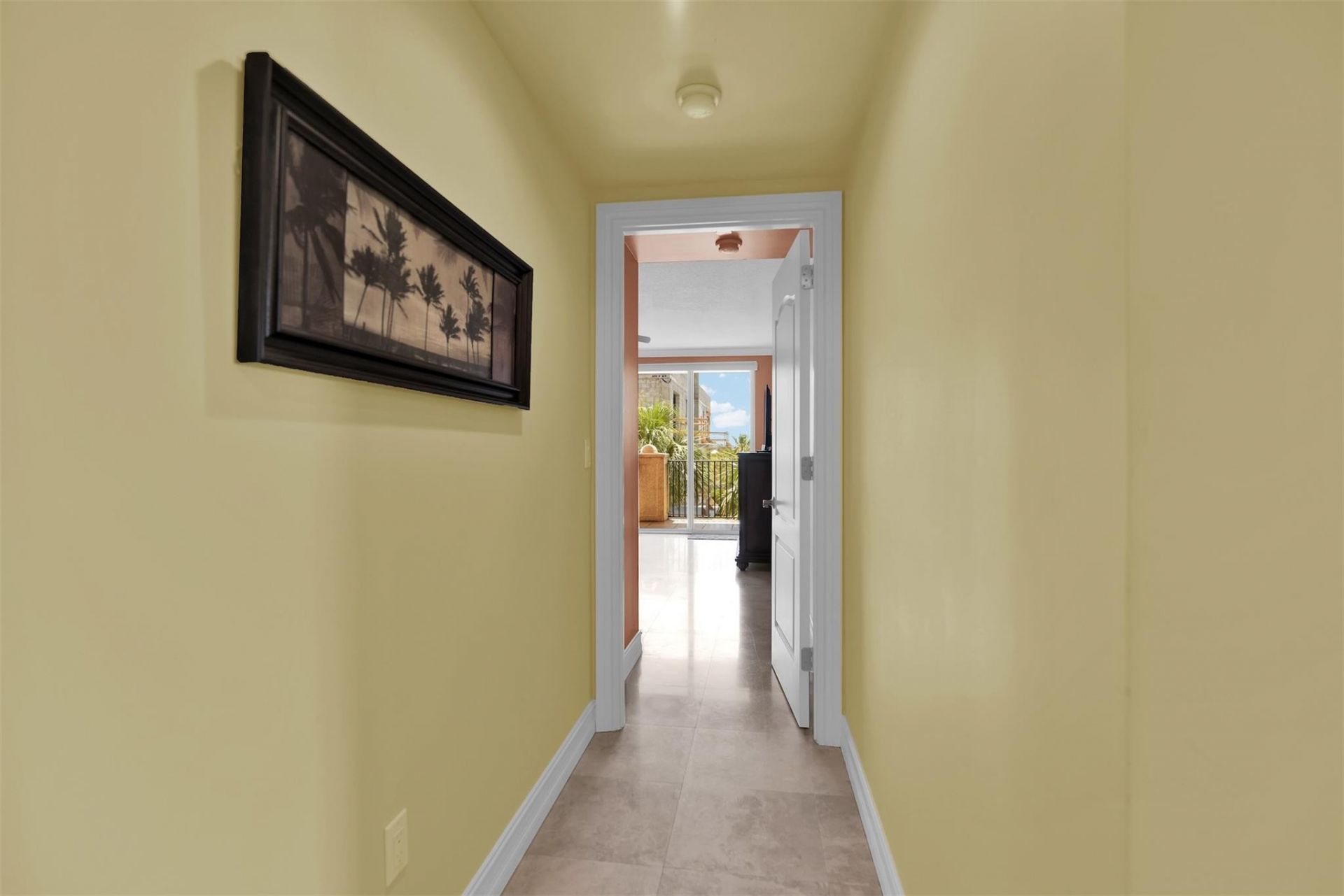 9 NE 20th Avenue, Unit 403, Deerfield Beach, FL 33441 Photo