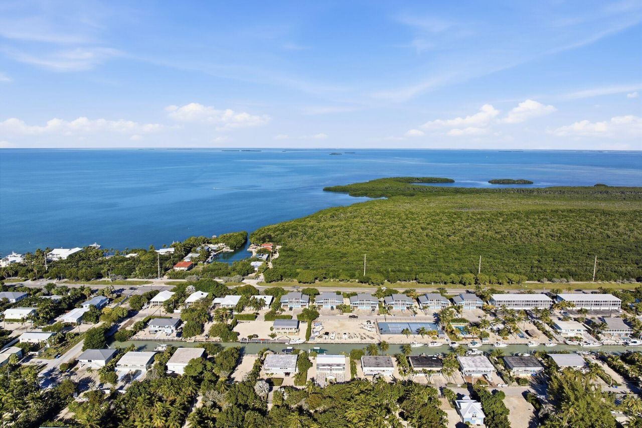 112 Cortez Drive, Unit B1, Islamorada, FL 33036 Photo