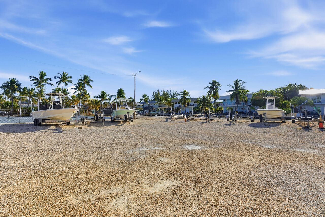 112 Cortez Drive, Unit B1, Islamorada, FL 33036 Photo