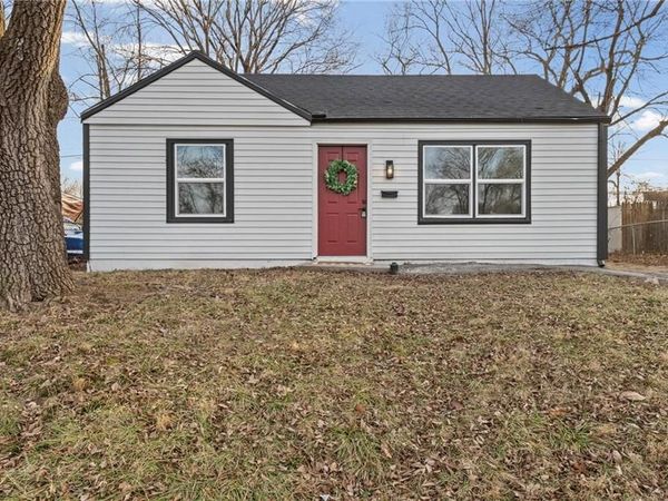 4917 Locust Avenue, Kansas City, KS 66106